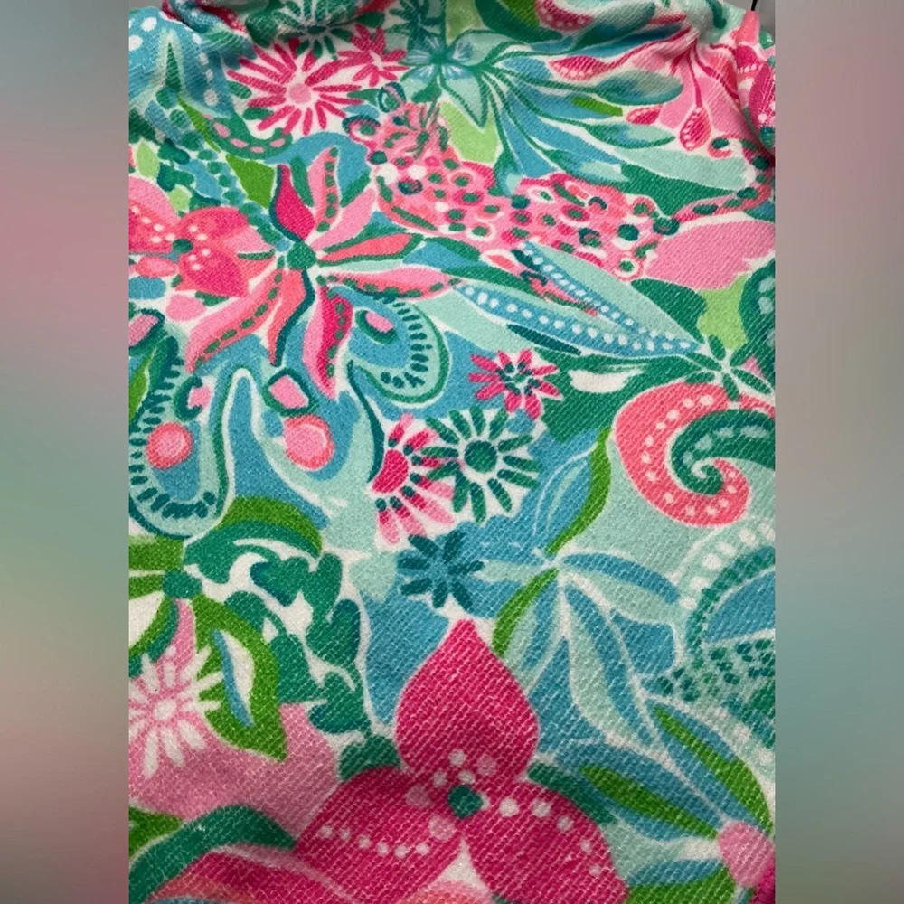 🩵 EUC 🩷 LILLY Pulitzer Lounge Towel
